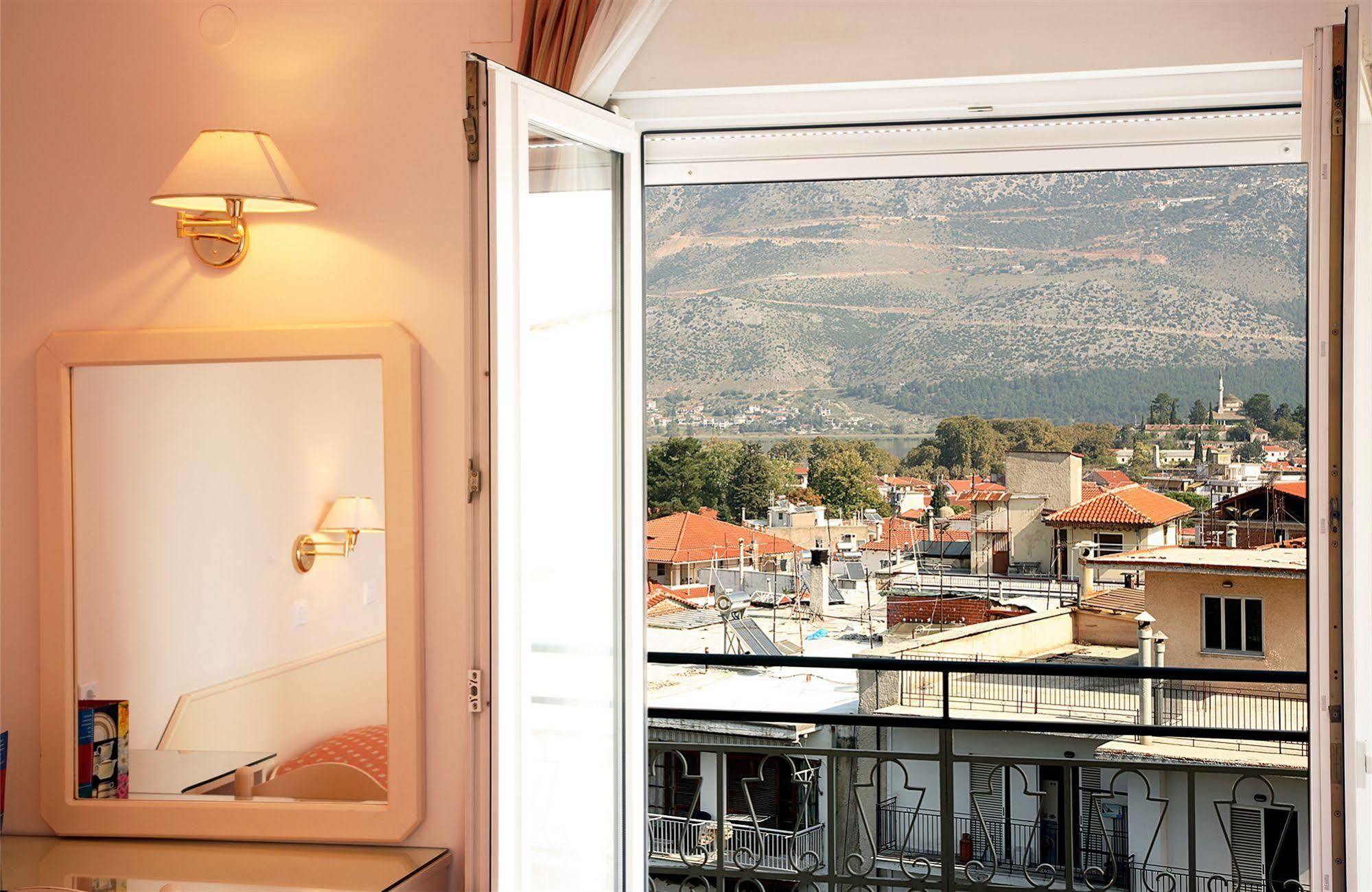 Palladion Hotel Ioannina Zimmer foto